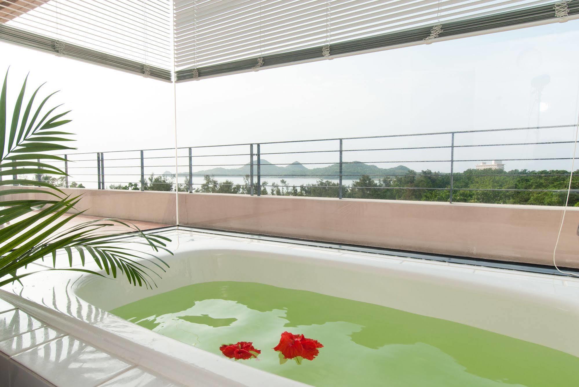 La Teada Ishigaki Resort Kawahira Exteriör bild
